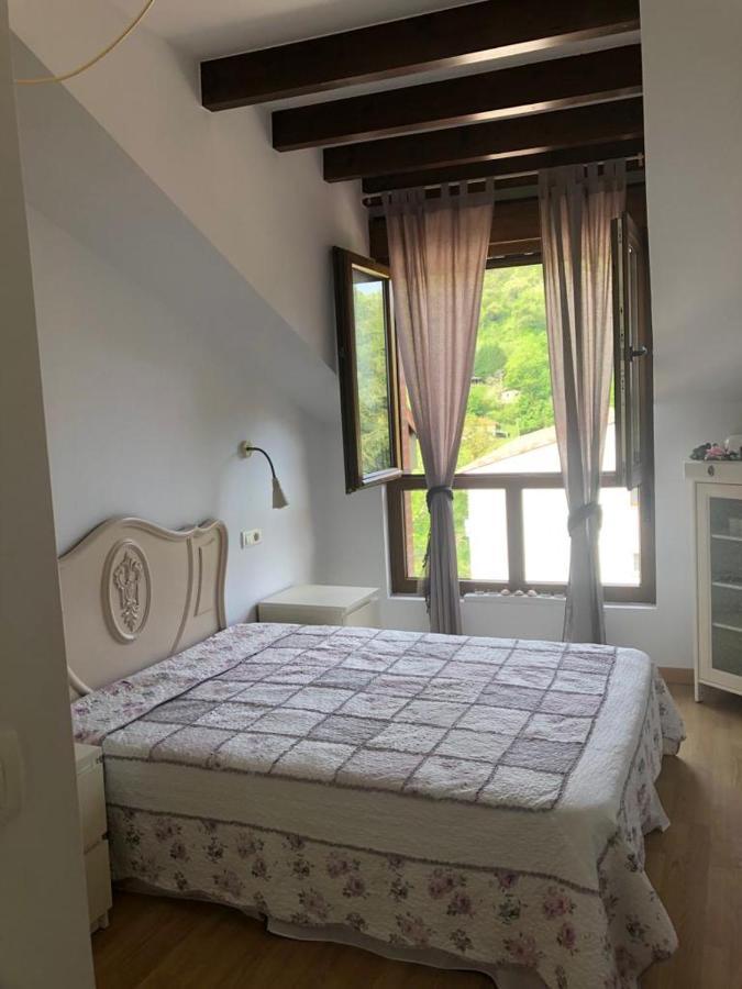 El Nial De L'Andolina Apartamento Onís Exterior foto