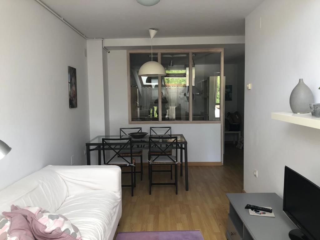 El Nial De L'Andolina Apartamento Onís Exterior foto